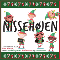 Seks nisser i grønne og røde nissedragter omkring ordet Nissehøjen, julekalender til 0.-3. klasse om forskelligheder, fællesskab og sammenhold